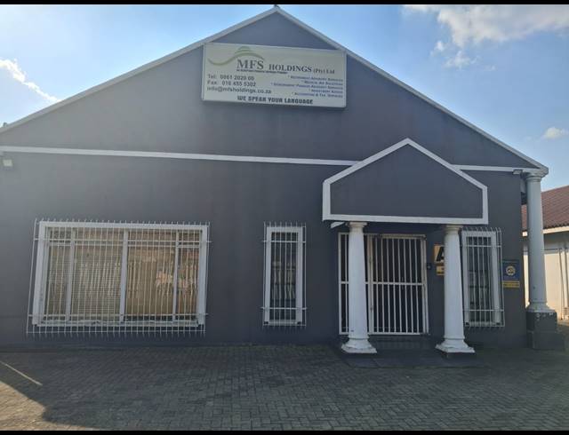 363M² OFFICE FOR SALE IN VEREENIGING CENTRAL